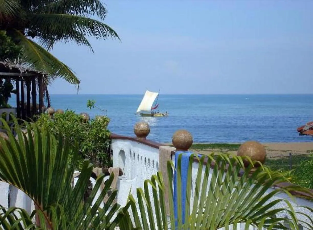 Hotel Silver Sands Negombo 0*,