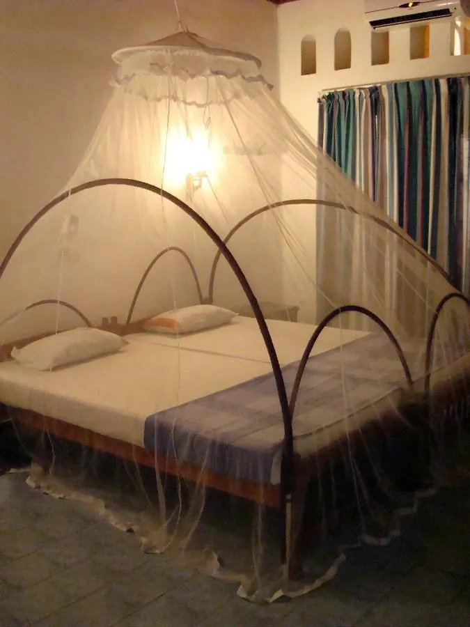 Guest house Hotel Silver Sands Negombo