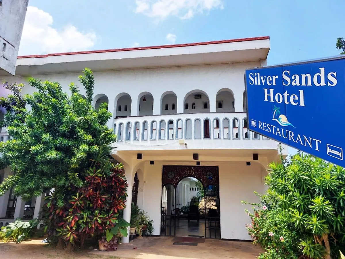 Hotel Silver Sands Negombo